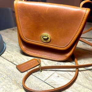 Vintage Coach Everett Mini Bag British Tan